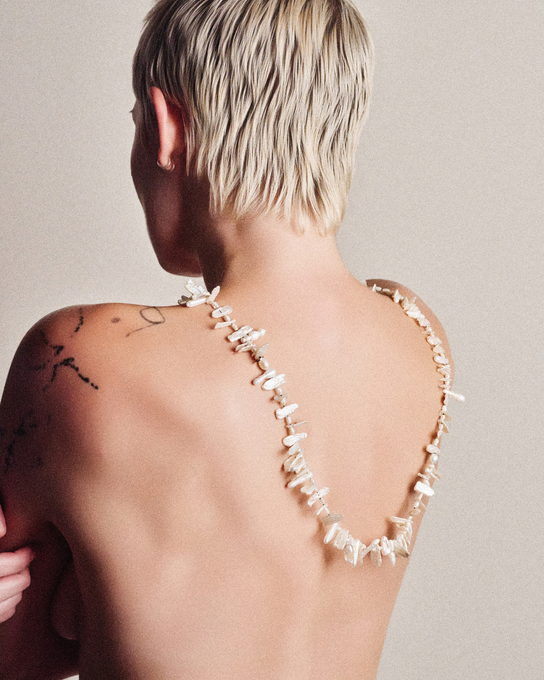Long Necklace Sequence 11