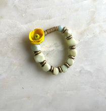 Load image into Gallery viewer, Les Fleur bracelet
